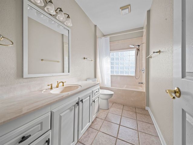 7 Resplandor Loop, Hot Springs Village, AR 71909