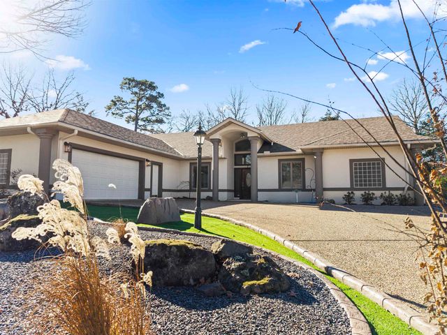 7 Resplandor Loop, Hot Springs Village, AR 71909