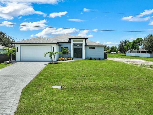 2214 15th TER, Cape Coral, FL 33909