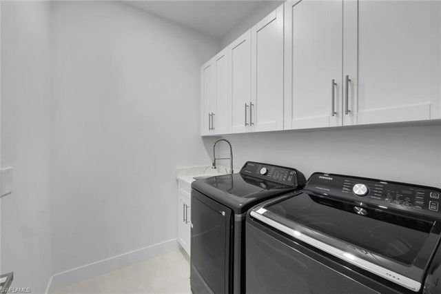2214 15th TER, Cape Coral, FL 33909