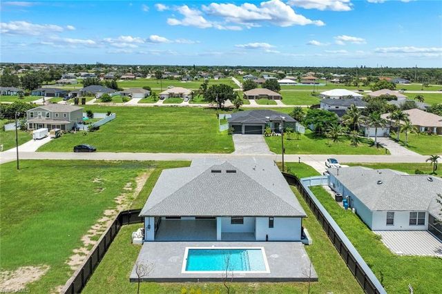 2214 15th TER, Cape Coral, FL 33909