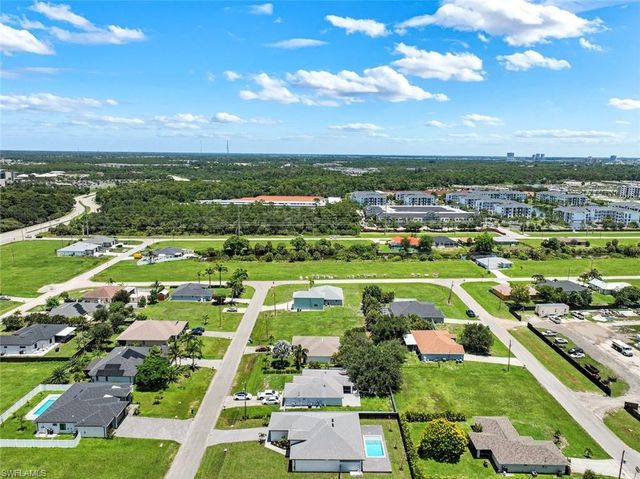 2214 15th TER, Cape Coral, FL 33909
