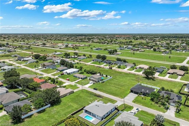 2214 15th TER, Cape Coral, FL 33909
