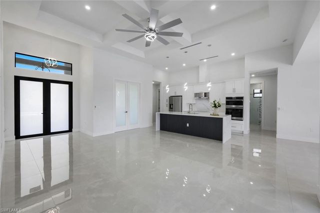 2214 15th TER, Cape Coral, FL 33909