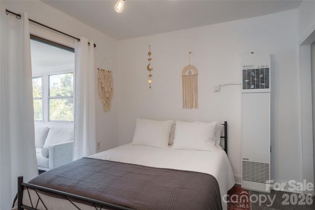 10 Washington Avenue, Asheville, NC 28804