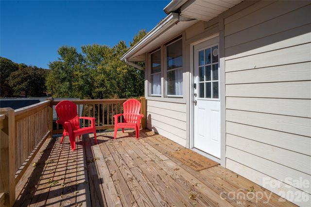 10 Washington Avenue, Asheville, NC 28804