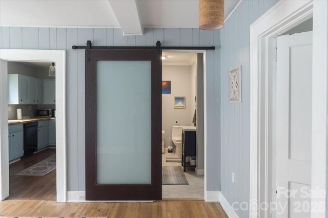 10 Washington Avenue, Asheville, NC 28804