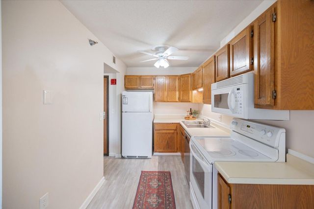 6615 Lake Shore Drive S 308, Richfield, MN 55423