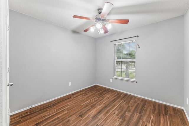 20502 Holly Barr Ln, Cypress, TX 77433