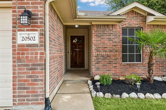 20502 Holly Barr Ln, Cypress, TX 77433