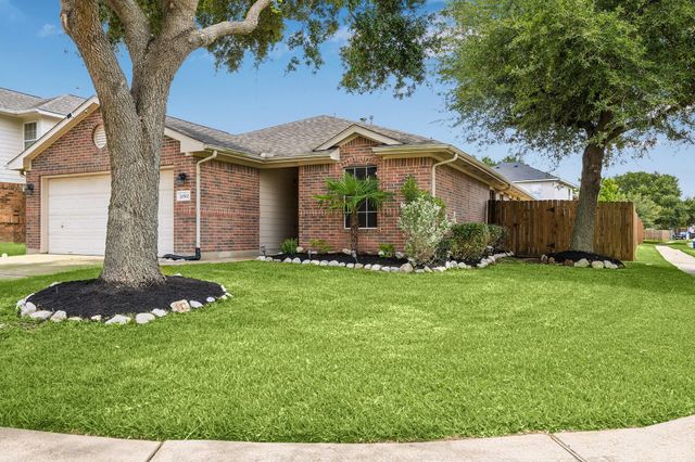 20502 Holly Barr Ln, Cypress, TX 77433