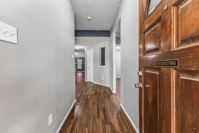 20502 Holly Barr Ln, Cypress, TX 77433