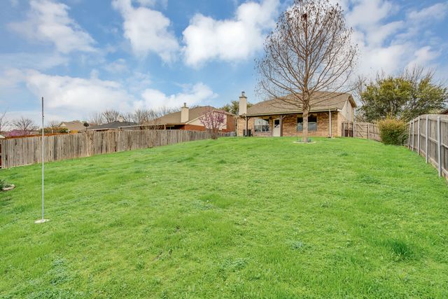 3616 Riesling Drive, Denton, TX 76226