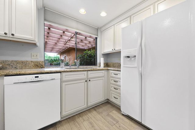 60 La Cerra Drive, Rancho Mirage, CA 92270