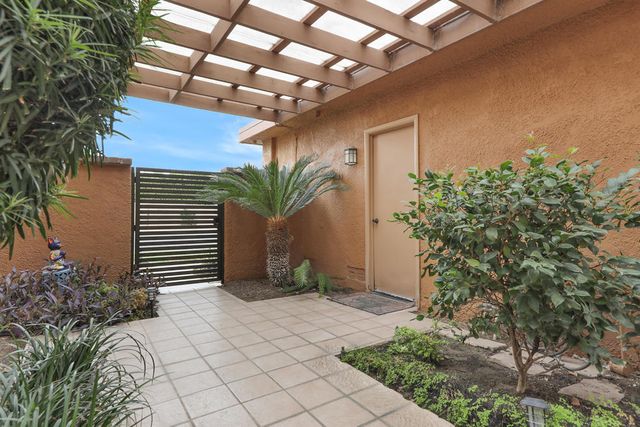 60 La Cerra Drive, Rancho Mirage, CA 92270
