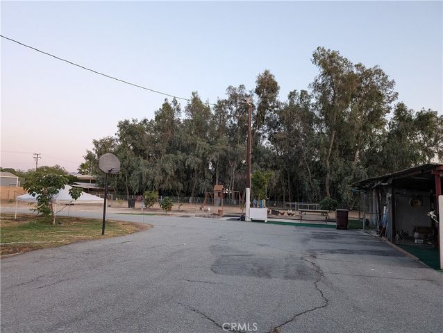 42961 Johnston Avenue, Hemet, CA 92544