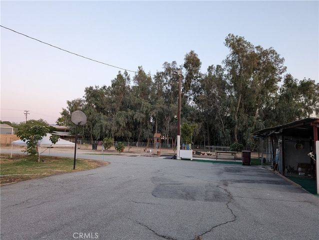 42961 Johnston Avenue, Hemet, CA 92544