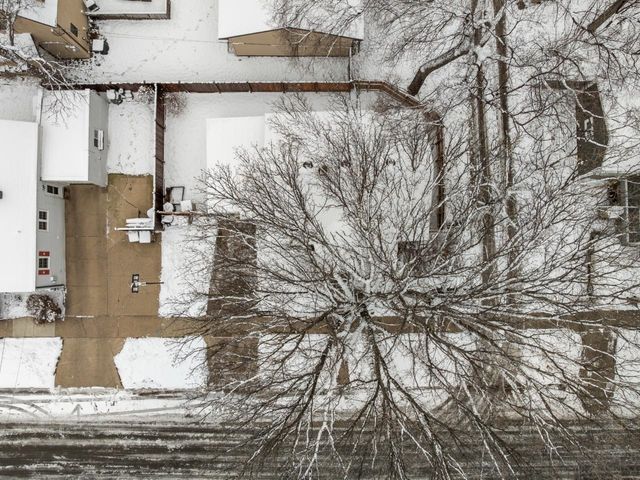 809 4th Ave NW, Minot, ND 58703