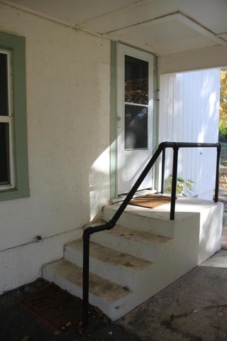 840 E Dorris Avenue, Mountain Grove, MO 65711