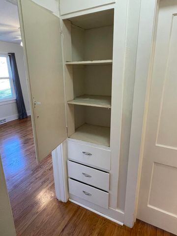 840 E Dorris Avenue, Mountain Grove, MO 65711