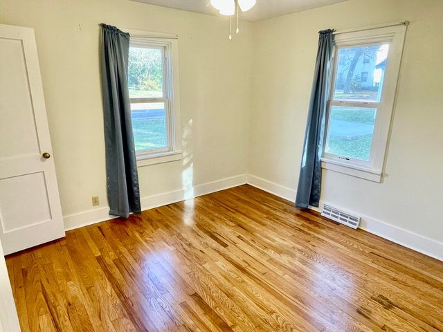 840 E Dorris Avenue, Mountain Grove, MO 65711