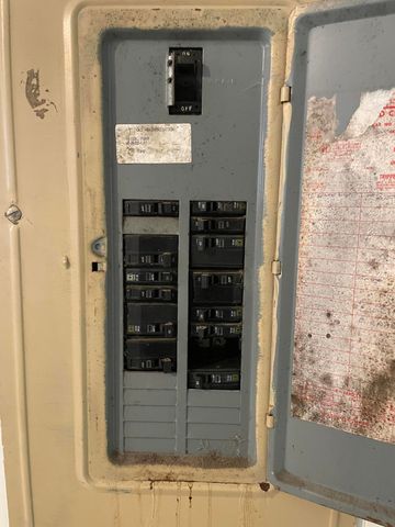 840 E Dorris Avenue, Mountain Grove, MO 65711