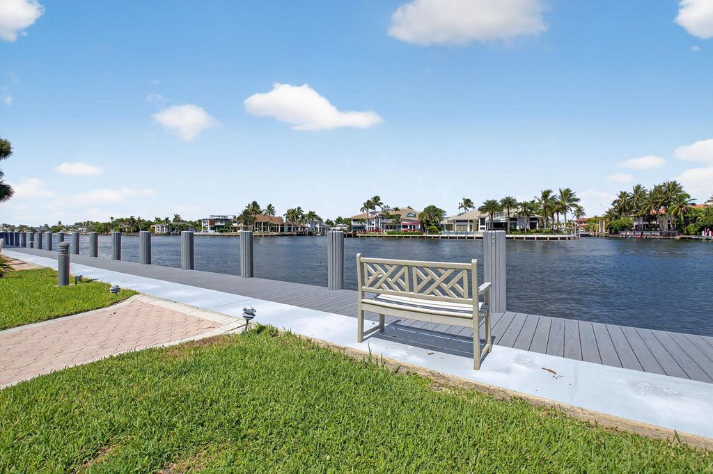 Image 16 of property listing at 3100 S Ocean Boulevard 102, Highland Beach, FL 33487
