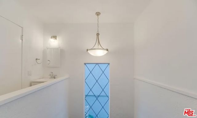 16 Reef Street, Marina Del Rey, CA 90292