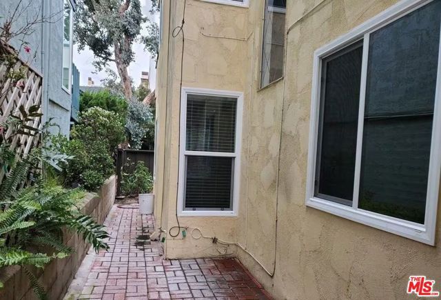 16 Reef Street, Marina Del Rey, CA 90292