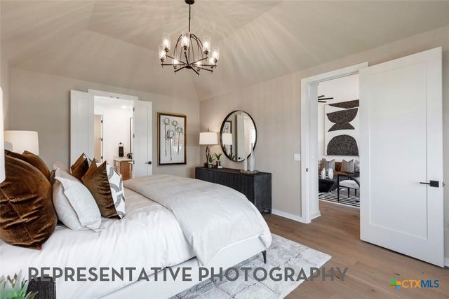 108 Top View Drive, Liberty Hill, TX 78642