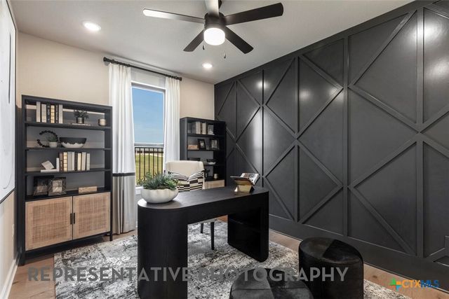 108 Top View Drive, Liberty Hill, TX 78642
