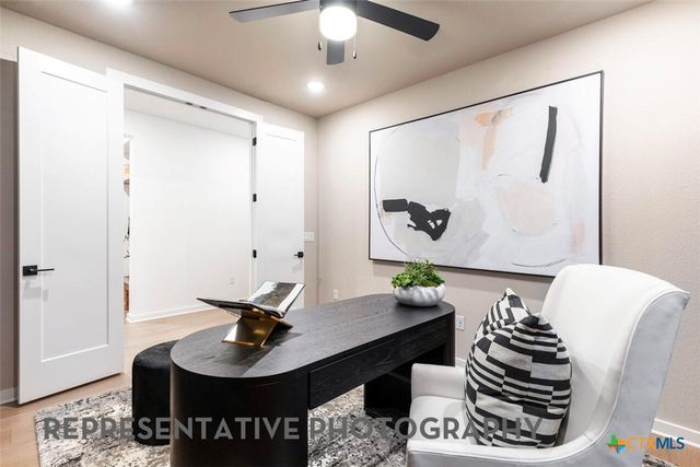 108 Top View Drive, Liberty Hill, TX 78642