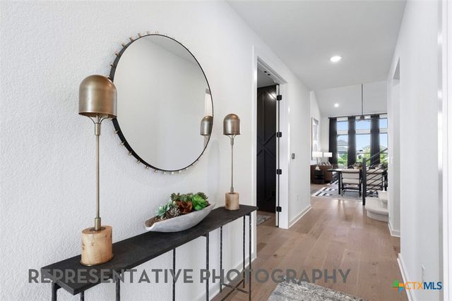 108 Top View Drive, Liberty Hill, TX 78642
