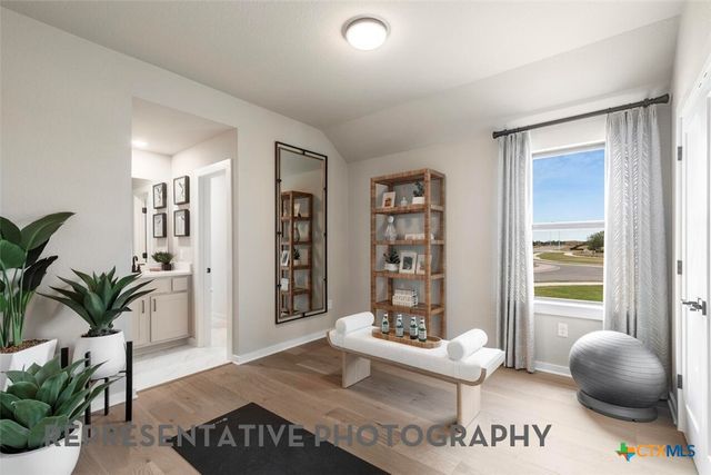 108 Top View Drive, Liberty Hill, TX 78642