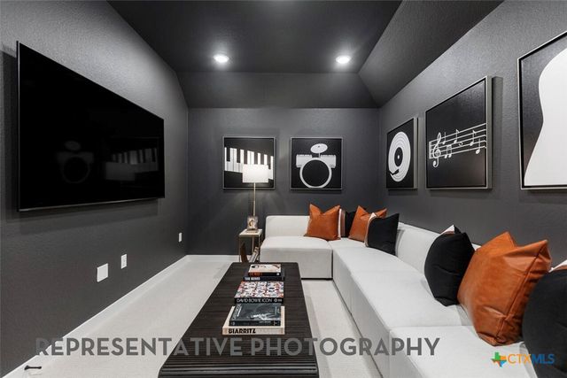 108 Top View Drive, Liberty Hill, TX 78642