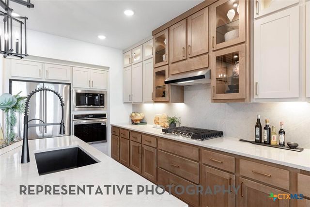 108 Top View Drive, Liberty Hill, TX 78642