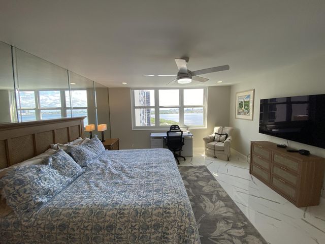 5440 N Ocean Drive 1501, Singer Island, FL 33404