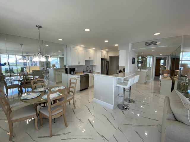 5440 N Ocean Drive 1501, Singer Island, FL 33404