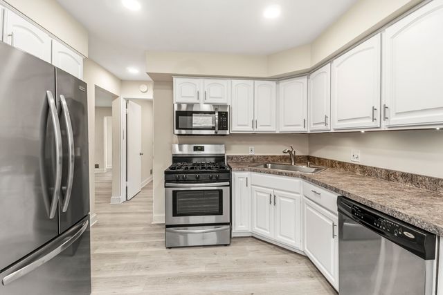 1209 Colorado Avenue, Joliet, IL 60435