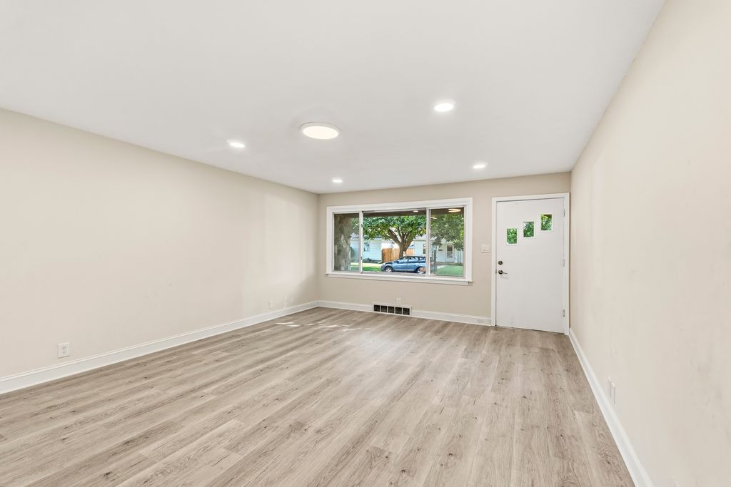 1209 Colorado Avenue, Joliet, IL 60435 — photo 4