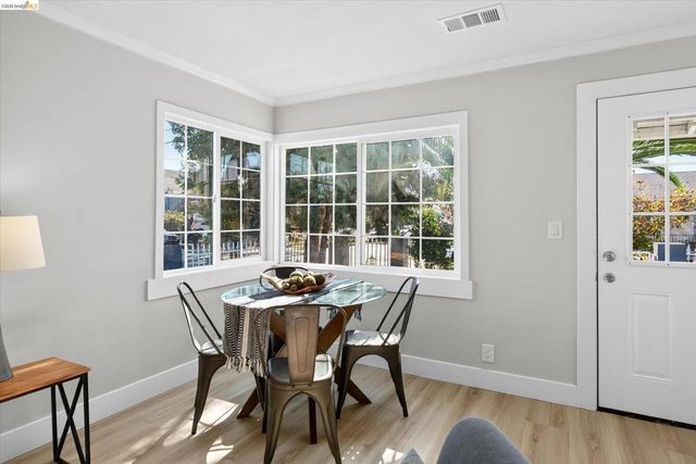 697 Nevada Street, Oakland, CA 94603