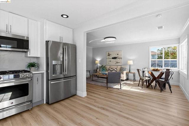 697 Nevada Street, Oakland, CA 94603