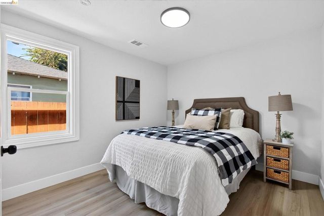 697 Nevada Street, Oakland, CA 94603