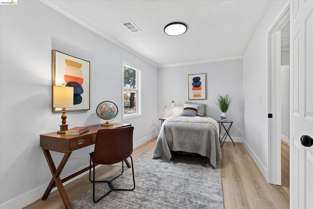 697 Nevada Street, Oakland, CA 94603