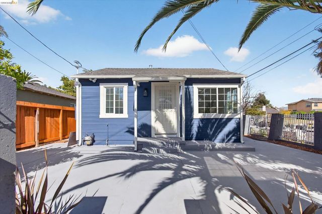 697 Nevada Street, Oakland, CA 94603