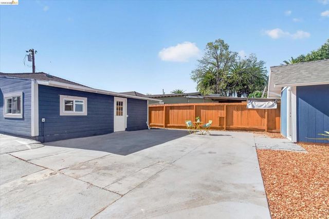 697 Nevada Street, Oakland, CA 94603