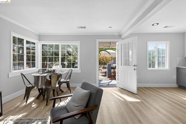697 Nevada Street, Oakland, CA 94603
