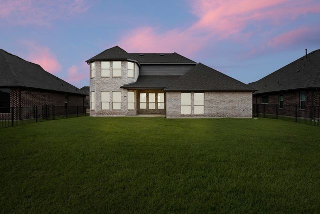 318 Bowrider Lane, Granbury, TX 76049