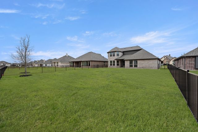 318 Bowrider Lane, Granbury, TX 76049
