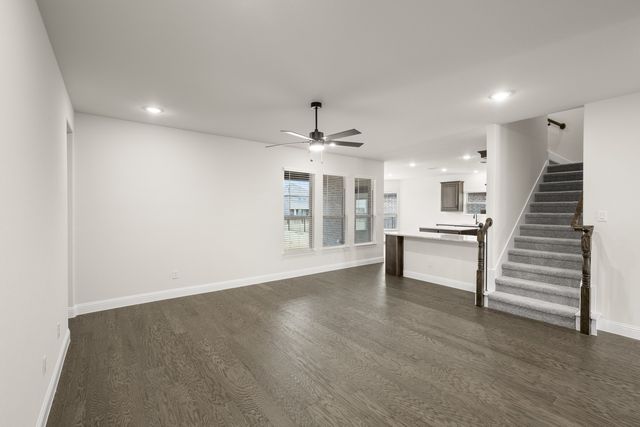 318 Bowrider Lane, Granbury, TX 76049